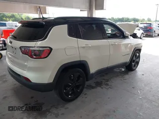 2018 Jeep Compass Latitude с VIN 3C4NJCBB1JT125077, выставлен на аукционе IAAI как лот 42381217 с пробегом 78 650 миль миль и . История ставок и продаж доступна на DreamBid. Изображение 4.