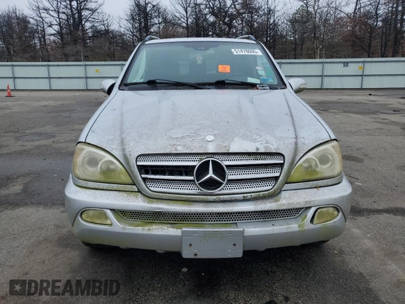 2005 Mercedes-Benz M 500 z VIN 4JGAB75E55A526309, wystawiony jako Copart lot #51478095 z przebiegiem 185 992 mil mil oraz Czysty tytuł • Clean title. Historia ofert i sprzedaży dostępna na DreamBid. Obrazek 5.