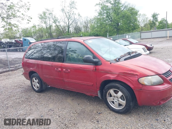 2005 Dodge Caravan SXT with VIN 2D4GP44L35R127086, listed as a IAAI auction lot 42135667 with 78,262 mi miles and . Bid and sale history available at carsss.com. Image 6.