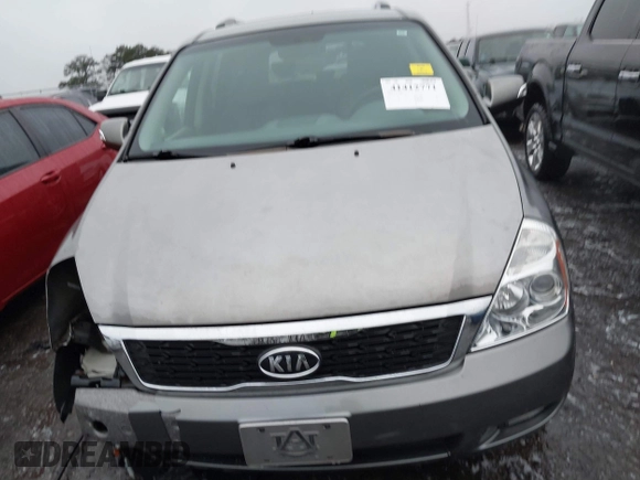 2011 Kia Sedona EX with VIN KNDMH4C71B6396661, listed as a IAAI auction lot 41412771 with 175,192 mi miles. Bid and sale history available at carsss.com. Image 12.