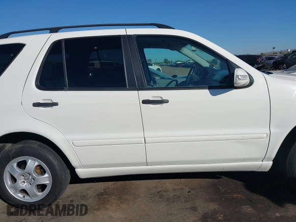 2004 Mercedes-Benz M 350 with VIN 4JGAB57E54A482716, listed as a IAAI auction lot 40731487 with 178,587 mi miles and . Bid and sale history available at DreamBid. Image 13.