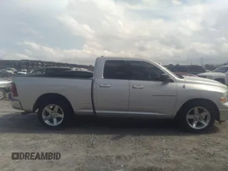 2012 Ram 1500 SLT z VIN 1C6RD6GP4CS292303, wystawiony jako IAAI lot #42314138 z przebiegiem 182 181 mil mil oraz . Historia ofert i sprzedaży dostępna na DreamBid. Obrazek 13.