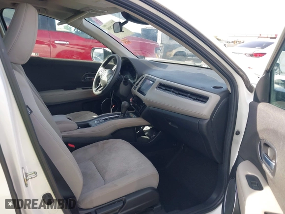2020 Honda HR-V EX with VIN 3CZRU6H51LM721101, listed as a IAAI auction lot 41582898 with 113,740 mi miles. Bid and sale history available at carsss.com. Image 5.