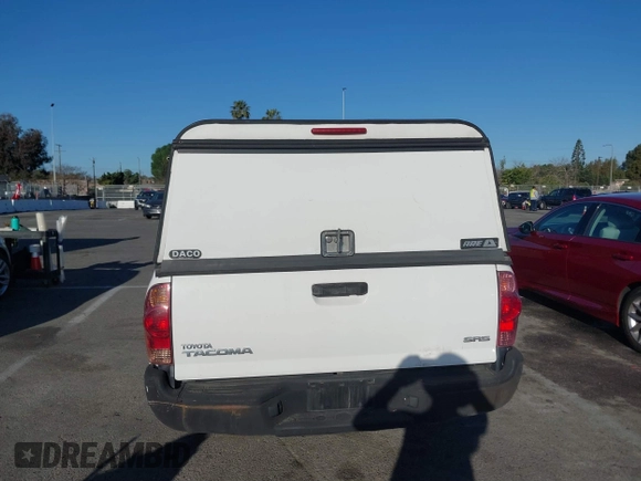 2014 Toyota Tacoma with VIN 5TFNX4CN6EX032823, listed as a IAAI auction lot 41711243 with 141,201 mi miles and . Bid and sale history available at DreamBid. Image 16.