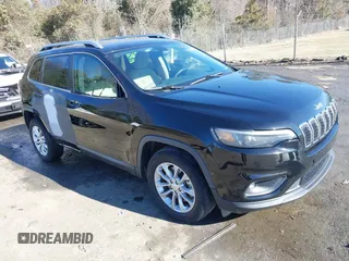 2019 Jeep Cherokee Latitude with VIN 1C4PJLCX3KD353480, listed as a IAAI auction lot 41305389 with 88,326 mi miles. Bid and sale history available at carsss.com. Image 1.