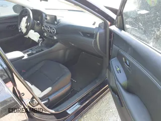 2025 Nissan Sentra S with VIN 3N1AB8BV4SY218427, listed as a IAAI auction lot 41751338 with 9,756 mi miles and . Bid and sale history available at DreamBid. Image 5.