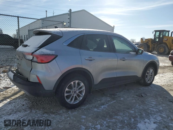 2022 Ford Escape SE z VIN 1FMCU0G65NUB84732, wystawiony jako Copart lot #45324985 z przebiegiem 30 812 mil mil oraz Szkoda całkowita • Salvage title. Historia ofert i sprzedaży dostępna na DreamBid. Obrazek 3.