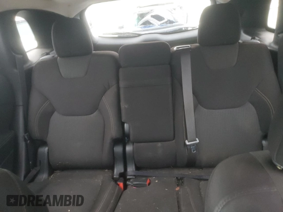 2016 Jeep Cherokee Altitude with VIN 1C4PJMCS9GW105899, listed as a Copart auction lot 85322514 with 158,981 mi miles and Clean title. Bid and sale history available at DreamBid. Image 10.