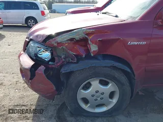 2004 Toyota Highlander z VIN JTEEP21A140064201, wystawiony jako IAAI lot #41813938 z przebiegiem 210 275 mil mil oraz . Historia ofert i sprzedaży dostępna na DreamBid. Obrazek 6.