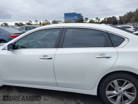 2014 Nissan Altima SL with VIN 1N4AL3AP1EC151336, listed as a IAAI auction lot 41465174 with 176,136 mi miles and . Bid and sale history available at DreamBid. Image 15.