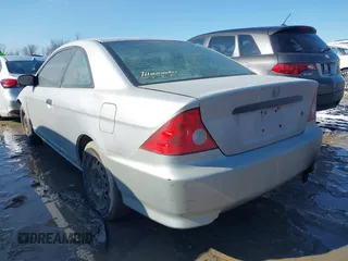 2005 Honda Civic VP z VIN 1HGEM21115L008208, wystawiony jako IAAI lot #41650783 z przebiegiem 133 613 mil mil oraz . Historia ofert i sprzedaży dostępna na DreamBid. Obrazek 3.