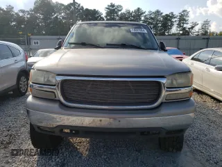 2000 GMC New Sierra 1500 SLE with VIN 1GTEC14T0YE377935, listed as a Copart auction lot 74091684 with 255,760 mi miles and Salvage Title. Bid and sale history available at carsss.com. Image 5.