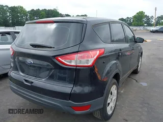 2014 Ford Escape S с VIN 1FMCU0F7XEUC01325, выставлен на аукционе IAAI как лот 42397636 с пробегом 194 949 миль миль и . История ставок и продаж доступна на DreamBid. Изображение 4.