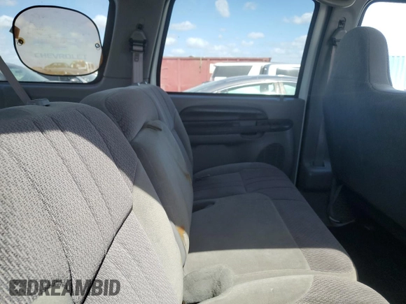 2000 Ford Excursion XLT z VIN 1FMSU41F0YEC90872, wystawiony jako Copart lot #77243644 z przebiegiem 90 302 mil mil oraz Szkoda całkowita • Salvage title. Historia ofert i sprzedaży dostępna na DreamBid. Obrazek 10.