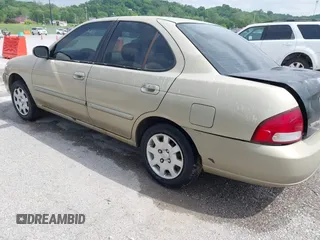 2001 Nissan Sentra GXE z VIN 3N1CB51D01L520566, wystawiony jako IAAI lot #42262736 z przebiegiem 122 675 mil mil oraz . Historia ofert i sprzedaży dostępna na DreamBid. Obrazek 3.