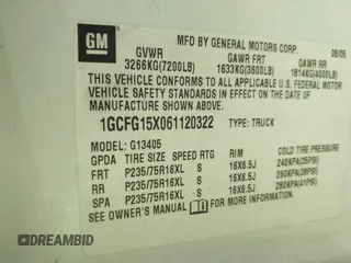 2006 Chevrolet Express Cargo Van with VIN 1GCFG15X061120322, listed as a IAAI auction lot 41611050 with 277,311 mi miles. Bid and sale history available at carsss.com. Image 9.