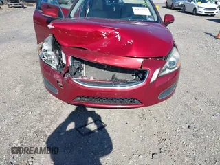 2011 Volvo S60 with VIN YV1902FHXB2009211, listed as a IAAI auction lot 41822023 with 104,013 mi miles and . Bid and sale history available at DreamBid. Image 6.