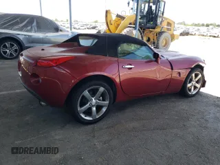 2007 Pontiac Solstice z VIN 1G2MB35B27Y112029, wystawiony jako Copart lot #57658225 z przebiegiem 39 130 mil mil oraz Szkoda całkowita • Salvage title. Historia ofert i sprzedaży dostępna na DreamBid. Obrazek 3.