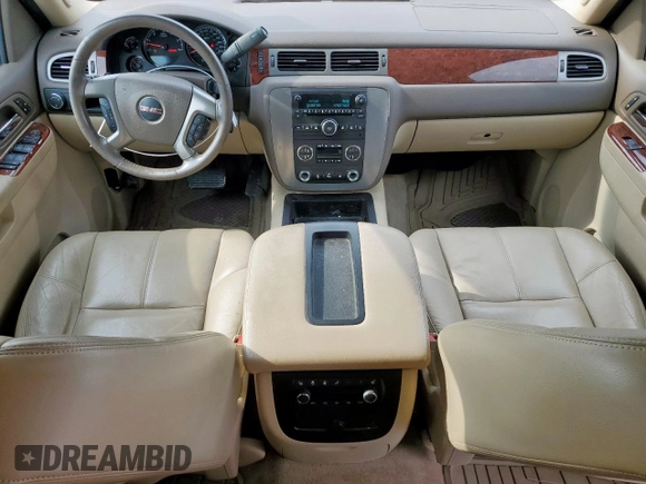 2011 GMC Yukon SLT z VIN 1GKS1CE01BR359134, wystawiony jako Copart lot #53693295 z przebiegiem 95 060 mil mil oraz Szkoda całkowita • Salvage title. Historia ofert i sprzedaży dostępna na DreamBid. Obrazek 8.
