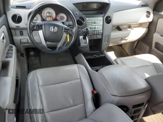 2011 Honda Pilot EX-L z VIN 5FNYF4H62BB036018, wystawiony jako Copart lot #58846165 z przebiegiem 199 116 mil mil oraz Szkoda całkowita • Salvage title. Historia ofert i sprzedaży dostępna na DreamBid. Obrazek 8.