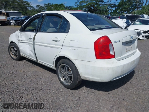 2009 Hyundai Accent Auto GLS with VIN KMHCN46C19U368700, listed as a IAAI auction lot 41590180 with 165,836 mi miles. Bid and sale history available at carsss.com. Image 3.