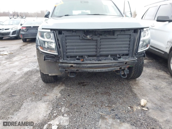 2018 Chevrolet Tahoe LT with VIN 1GNSKBKC4JR183090, listed as a IAAI auction lot 41427881 with 114,031 mi miles. Bid and sale history available at carsss.com. Image 6.