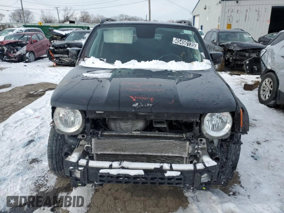 2020 Jeep Renegade Altitude with VIN ZACNJABB7LPL88119, listed as a Copart auction lot 45450135 with 101,600 mi miles and Clean Title. Bid and sale history available at DreamBid. Image 5.