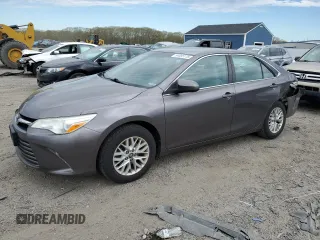 2016 Toyota Camry XLE with VIN 4T1BF1FKXGU263617, listed as a Copart auction lot 54695175 with 158,340 mi miles and Salvage Title. Bid and sale history available at DreamBid. Image 1.
