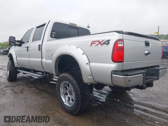 2014 Ford F-250 XL z VIN 1FT7W2BT8EEA01598, wystawiony jako IAAI lot #42258142 z przebiegiem 182 057 mil mil oraz . Historia ofert i sprzedaży dostępna na DreamBid. Obrazek 3.