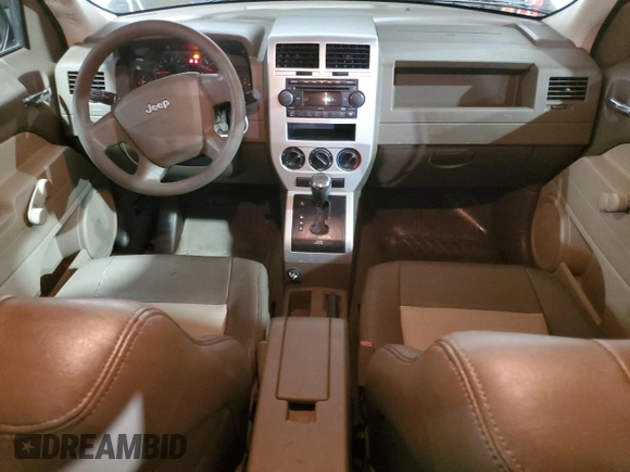 2008 Jeep Patriot Sport with VIN 1J8FT28008D773064, listed as a Copart auction lot 85144074 with 156,951 mi miles and Clean title. Bid and sale history available at DreamBid. Image 8.