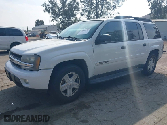 2003 Chevrolet TrailBlazer EXT LT with VIN 1GNES16S236228394, listed as a IAAI auction lot 42043190 with 144,407 mi miles. Bid and sale history available at carsss.com. Image 2.