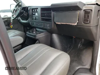 2021 Chevrolet Express Cargo with VIN 1GCWGAFP8M1311787, listed as a Copart auction lot 54471953 with 13,365 mi miles and Non repairable. Bid and sale history available at DreamBid. Image 8.