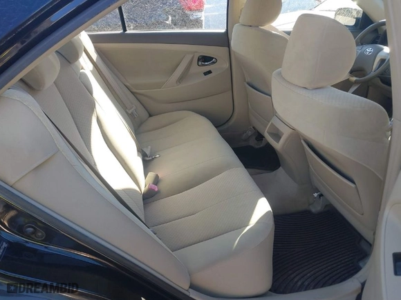 2007 Toyota Camry CE with VIN JTNBE46K073066689, listed as a IAAI auction lot 41311504 with 170,000 mi miles. Bid and sale history available at carsss.com. Image 8.