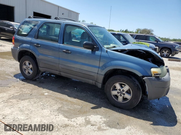 2005 Ford Escape XLS Value with VIN 1FMYU02Z95DA00125, listed as a Copart auction lot 53492325 with 111,032 mi miles and Salvage Title. Bid and sale history available at carsss.com. Image 4.