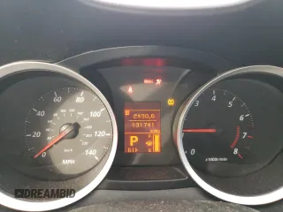 2010 Mitsubishi Lancer DE z VIN JA32U1FU2AU011815, wystawiony jako Copart lot #46727565 z przebiegiem 131 741 mil mil oraz Czysty tytuł • Clean title. Historia ofert i sprzedaży dostępna na DreamBid. Obrazek 9.