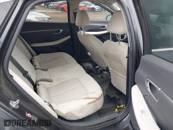 2023 Hyundai Sonata SEL z VIN KMHL64JA3PA277879, wystawiony jako IAAI lot #42001681 z przebiegiem 27 989 mil mil oraz . Historia ofert i sprzedaży dostępna na DreamBid. Obrazek 8.