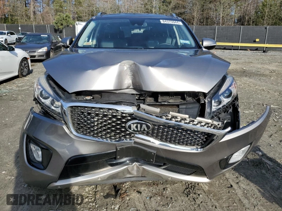 2018 Kia Sorento SX Limited z VIN 5XYPKDA57JG377866, wystawiony jako Copart lot #84375944 z przebiegiem Nie podano mil oraz Szkoda całkowita • Salvage title. Historia ofert i sprzedaży dostępna na DreamBid. Obrazek 5.