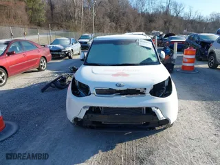 2015 Kia Soul with VIN KNDJN2A21F7798011, listed as a IAAI auction lot 41235575 with 111,402 mi miles. Bid and sale history available at carsss.com. Image 13.