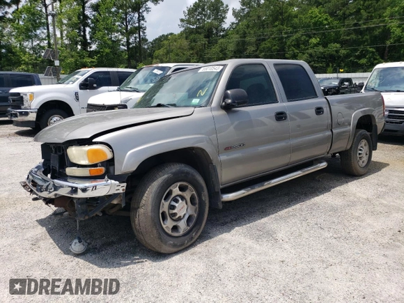 2003 GMC Sierra 1500HD SLE z VIN 1GTGC13U73F105405, wystawiony jako Copart lot #76817714 z przebiegiem 213 665 mil mil oraz Szkody całkowita. Historia ofert i sprzedaży dostępna na DreamBid. Obrazek 1.