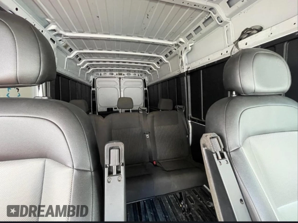 2018 Ram ProMaster Cargo with VIN 3C6URVJG1JE152322, listed as a Copart auction lot 44421785 with 179,000 mi miles and Clean Title. Bid and sale history available at carsss.com. Image 6.