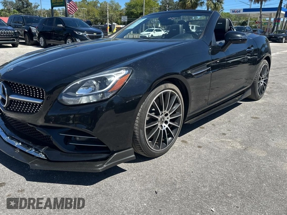 2019 Mercedes-Benz SLC 300 z VIN WDDPK3JA3KF157013, wystawiony jako Copart lot #49665085 z przebiegiem 37 588 mil mil oraz Szkoda całkowita • Salvage title. Historia ofert i sprzedaży dostępna na DreamBid. Obrazek 2.