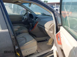 1999 Lexus RX 300 z VIN JT6HF10U4X0013913, wystawiony jako IAAI lot #42410496 z przebiegiem 282 583 mil mil oraz . Historia ofert i sprzedaży dostępna na DreamBid. Obrazek 5.
