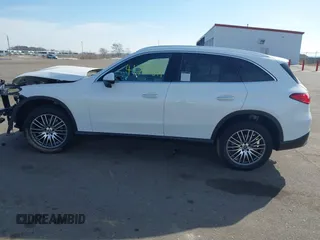 2025 Mercedes-Benz GLC with VIN W1NKM4HBXSF282344, listed as a IAAI auction lot 41796811 with 3,209 mi miles. Bid and sale history available at carsss.com. Image 15.