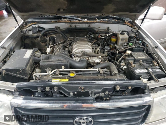 2000 Toyota Land Cruiser with VIN JT3HT05J6Y0105489, listed as a Copart auction lot 86409724 with 223,198 mi miles and Clean Title. Bid and sale history available at carsss.com. Image 12.