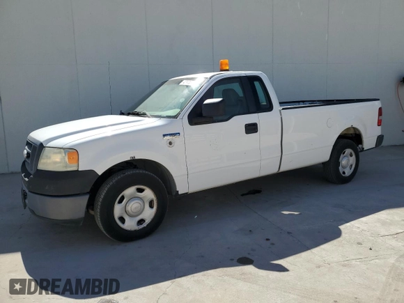 2007 Ford F-150 XL with VIN 1FTRF12W77KD54173, listed as a Copart auction lot 47970145 with 139,563 mi miles and Clean Title. Bid and sale history available at carsss.com. Image 1.