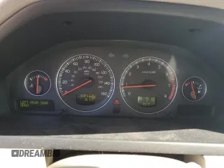 2004 Volvo XC90 z VIN YV1CZ91H341101135, wystawiony jako Copart lot #60308695 z przebiegiem 108 560 mil mil oraz Szkoda całkowita • Salvage title. Historia ofert i sprzedaży dostępna na DreamBid. Obrazek 9.