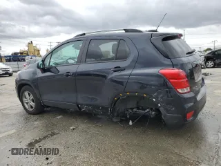 2022 Chevrolet Trax LT with VIN KL7CJPSM2NB568066, listed as a Copart auction lot 48256035 with 25,806 mi miles and Salvage Title. Bid and sale history available at carsss.com. Image 2.