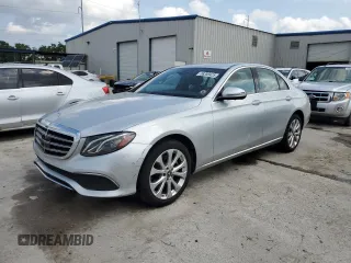 2019 Mercedes-Benz E 300 с VIN WDDZF4JB8KA592425, выставлен на аукционе Copart как лот 58359425 с пробегом Не указан миль и На запчасти • Non repairable. История ставок и продаж доступна на DreamBid. Изображение 1.