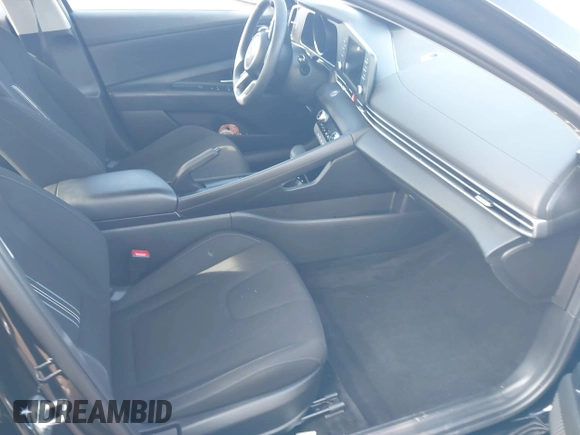 2023 Hyundai Elantra SEL z VIN KMHLM4AG3PU453371, wystawiony jako IAAI lot #41239165 z przebiegiem 40 980 mil mil oraz . Historia ofert i sprzedaży dostępna na DreamBid. Obrazek 5.