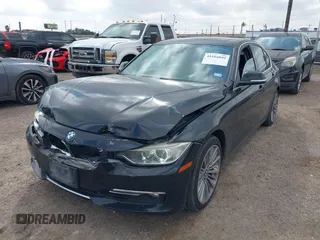 2013 BMW 3 Series 328i with VIN WBA3A5C58DF352998, listed as a IAAI auction lot 41516042 with 205,977 mi miles. Bid and sale history available at carsss.com. Image 17.